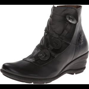Miz Mooz Women's Onyx Ankle Leather Boot